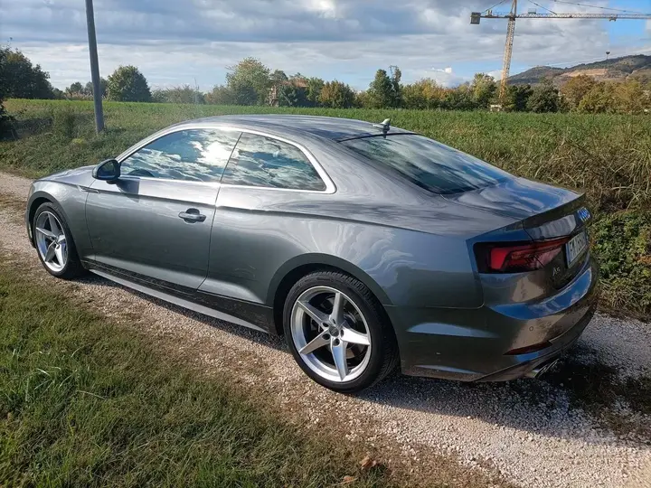 Audi A5 2017 photo 4