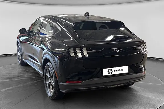 Ford Mustang Mach-E 2021 photo 3