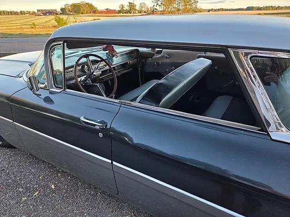 Oldsmobile Dynamic 88 1960 photo 3