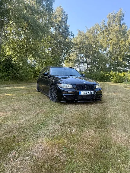 BMW 325D 2011 photo 2