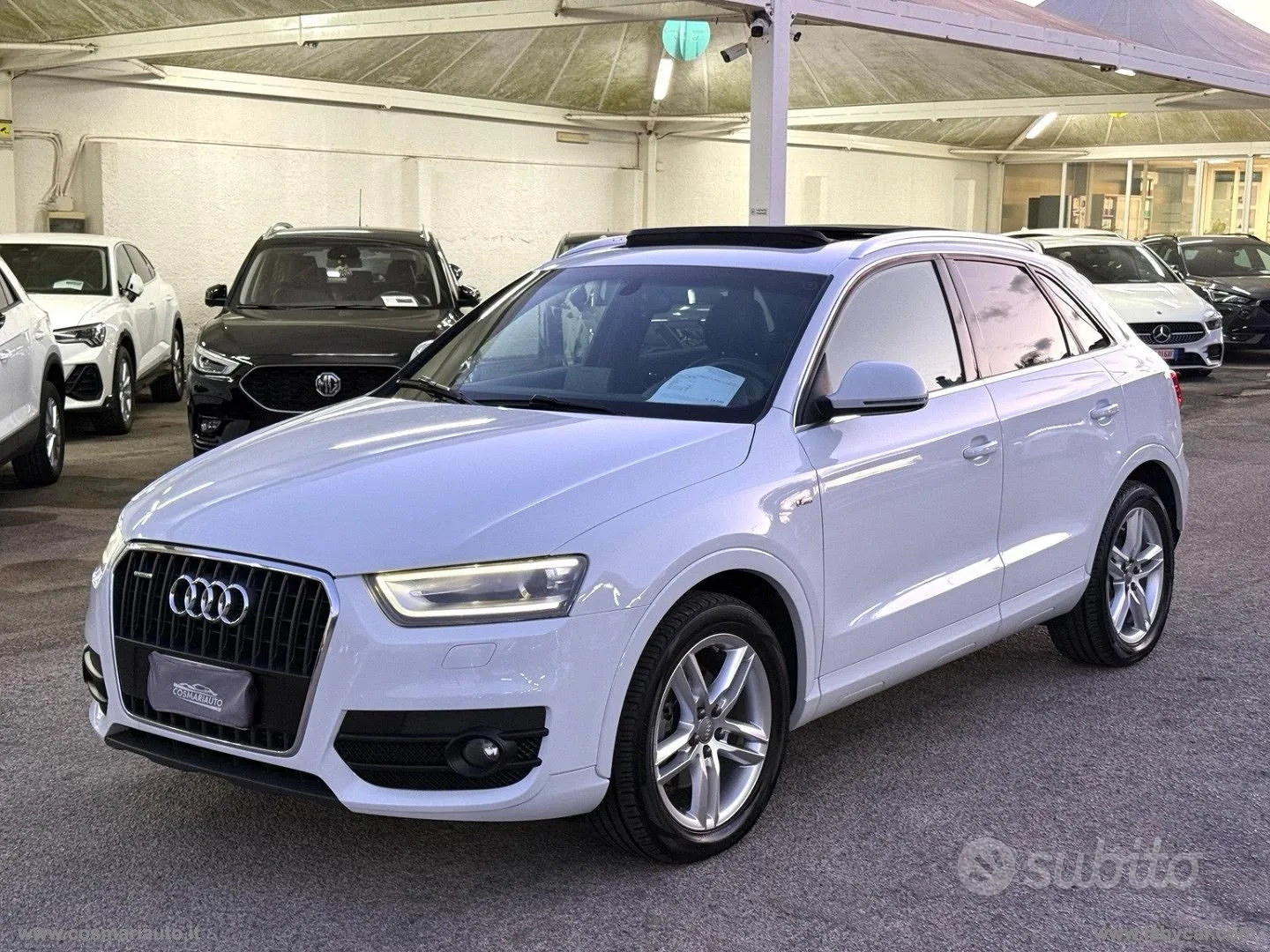 Audi Q3 2012 photo 3