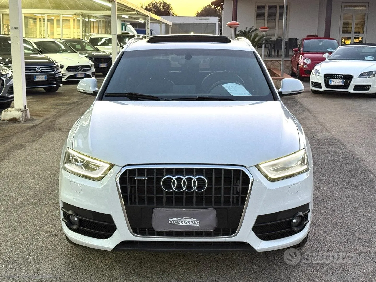 Audi Q3 2012 photo 2