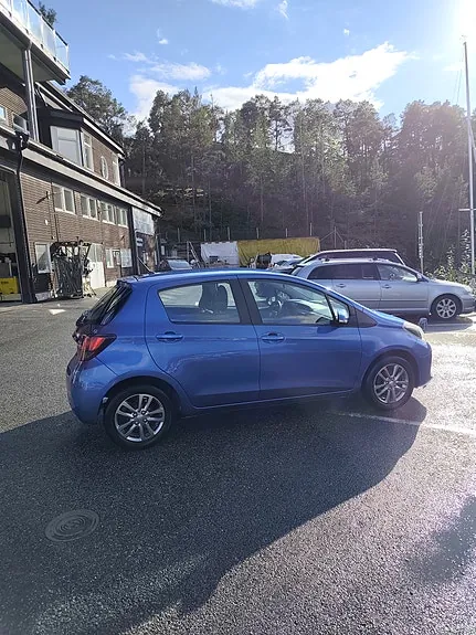 Toyota Yaris 2016 photo 5