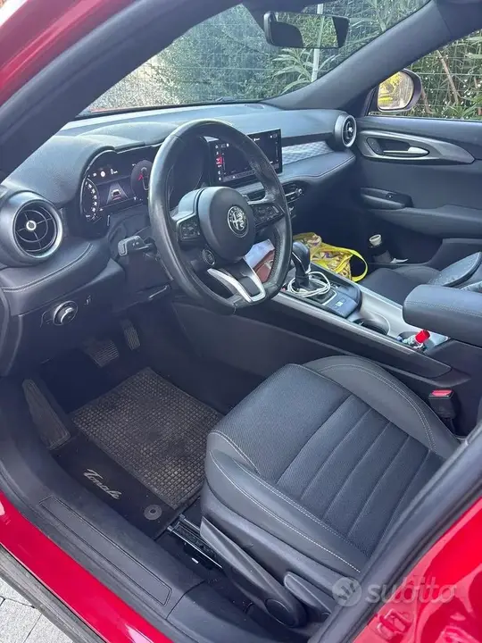 Alfa Romeo Tonale 2023 photo 2