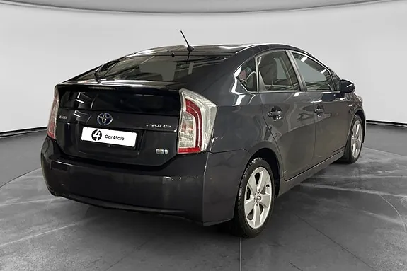 Toyota Prius 2012 photo 5