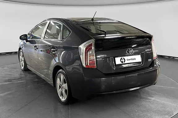 Toyota Prius 2012 photo 3