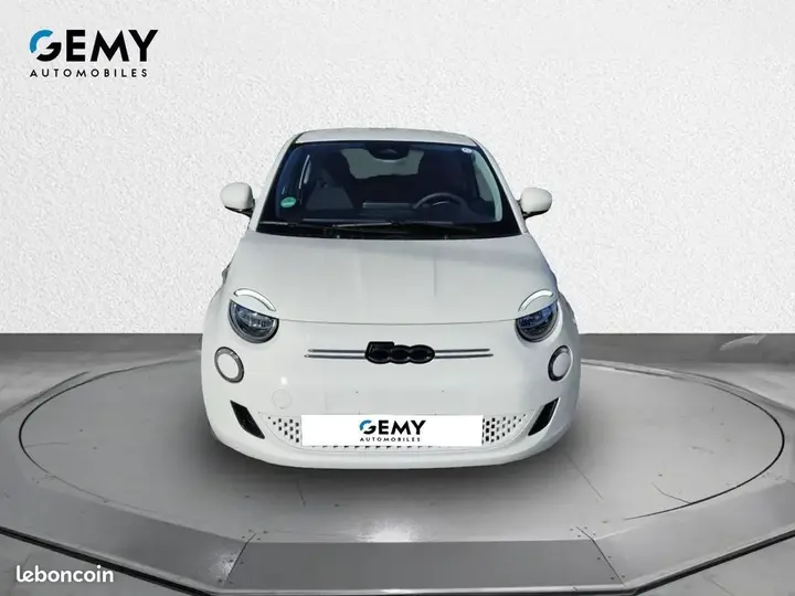 Fiat 500 2024 photo 2