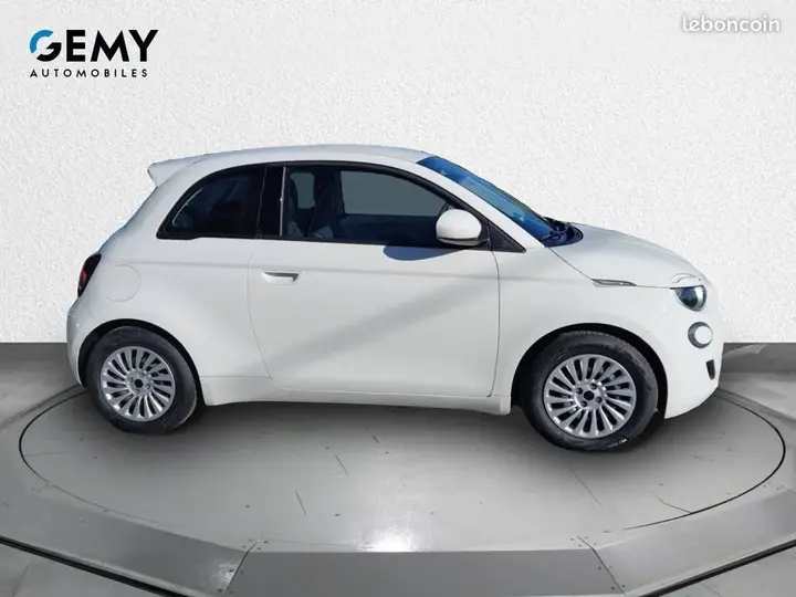 Fiat 500 2024 photo 4