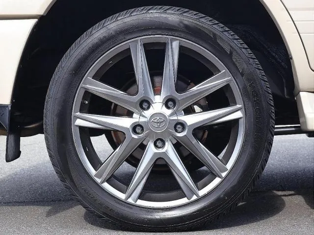 Toyota Land Cruiser 100 2002 photo 3