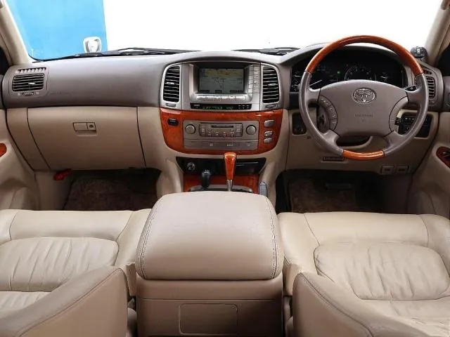 Toyota Land Cruiser 100 2002 photo 4