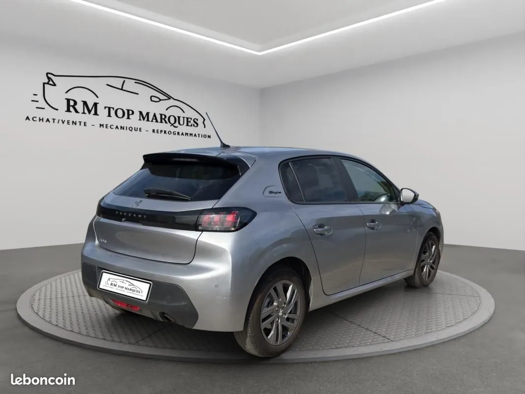 Peugeot 208 2021 photo 5