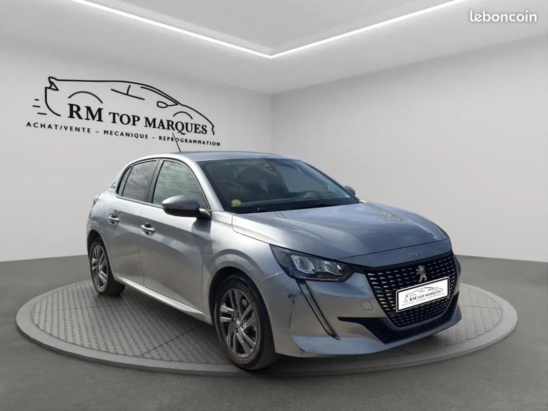 Peugeot 208 2021 photo 3