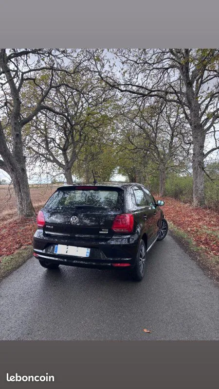 Volkswagen Polo 2017 photo 2