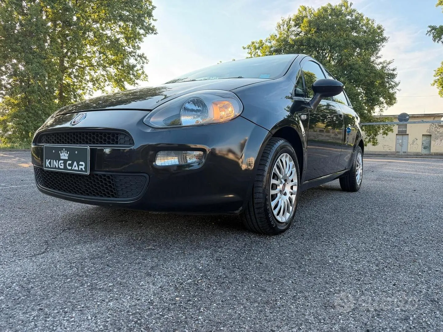 Fiat Punto 2015 photo 3
