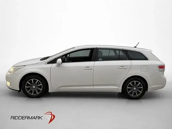 Toyota Avensis 2011 photo 4