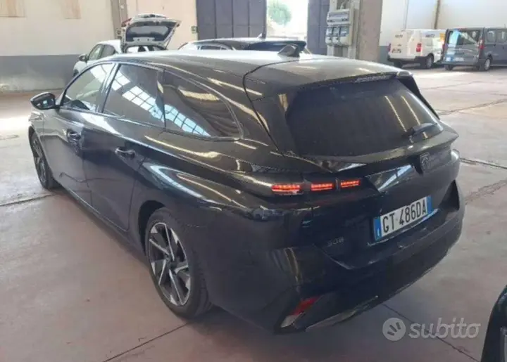 Peugeot 308 2024 photo 3