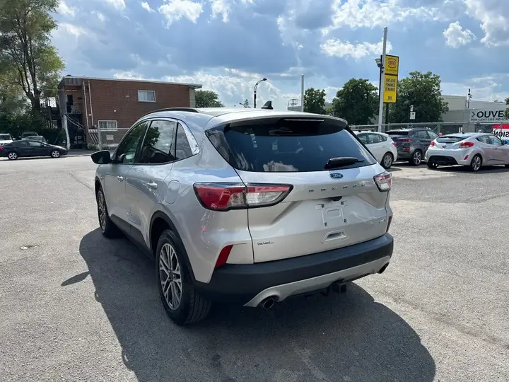 Ford Escape 2020 photo 4