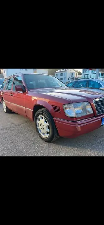 Mercedes-Benz E250