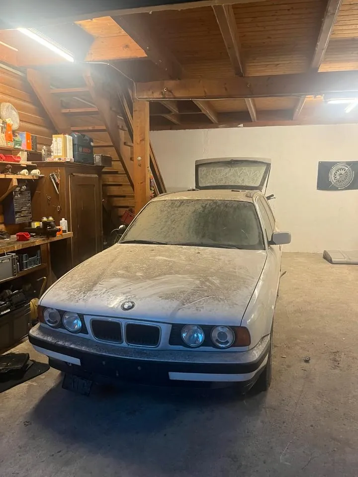 BMW E34