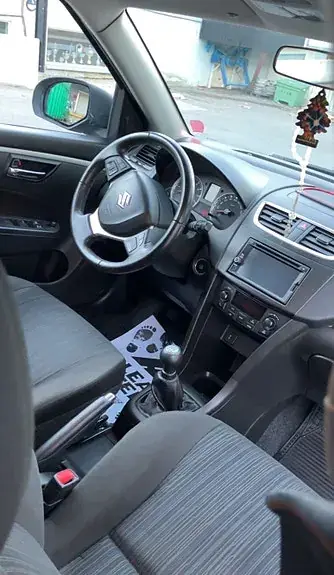 Suzuki Swift 2013 photo 4