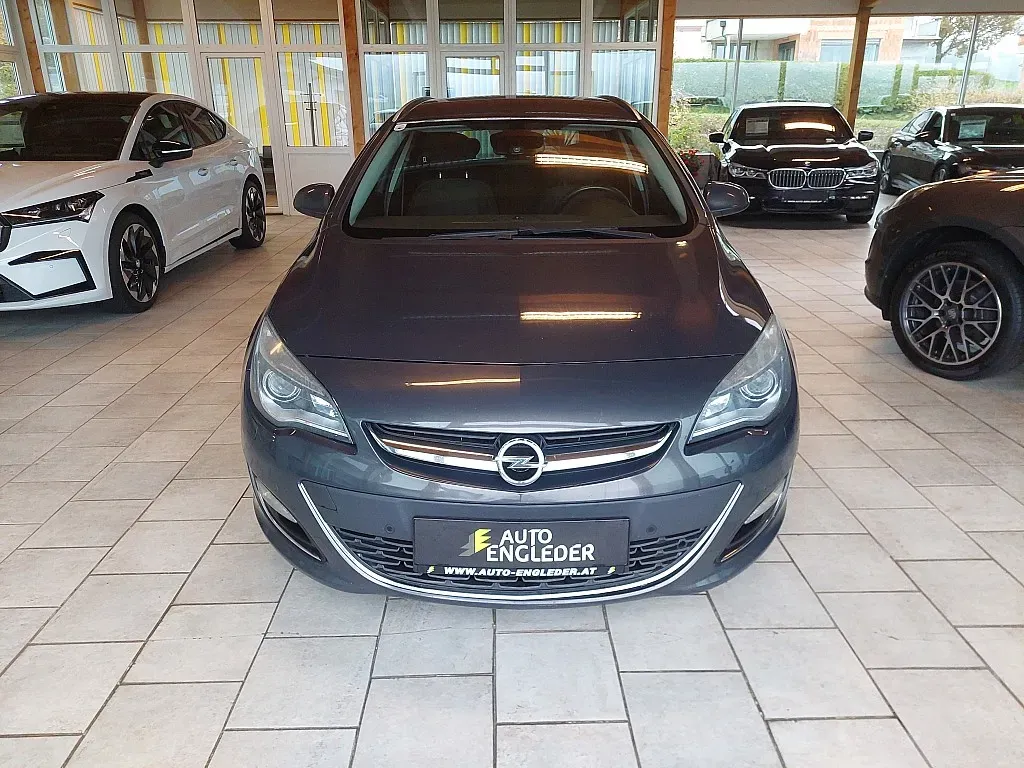 Opel Astra 2015 photo 3