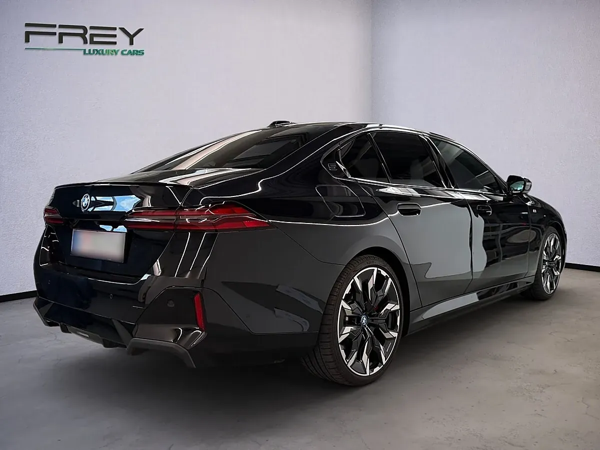 BMW I5 2023 photo 3