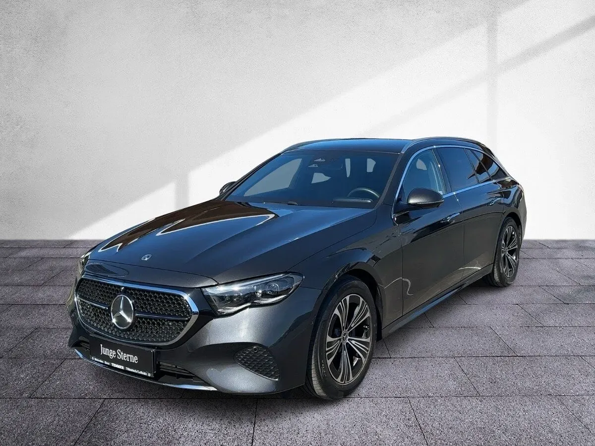 Mercedes-Benz E-Class 2025 photo 2