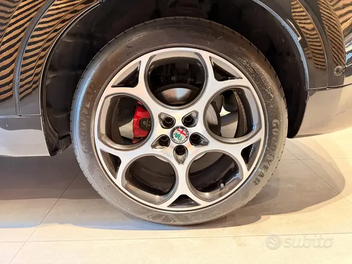 Alfa Romeo Tonale 2024 photo 3
