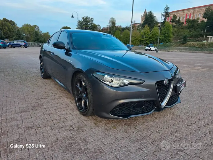 Alfa Romeo Giulia 2017 photo 5