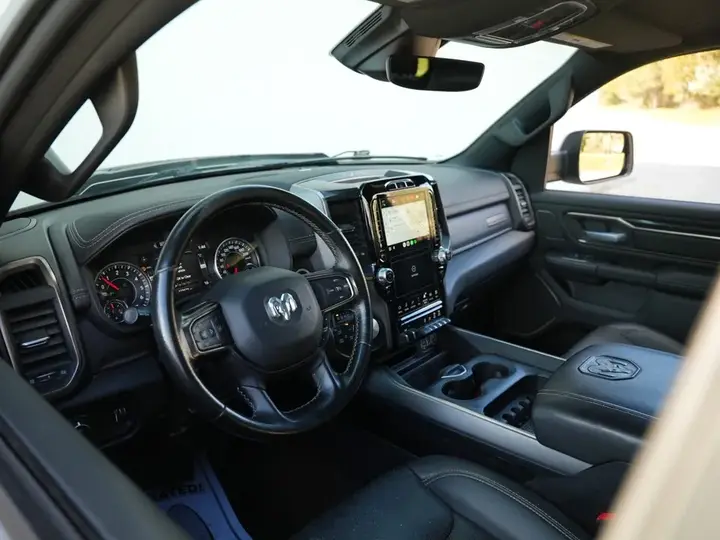 Ram 1500 2022 photo 3