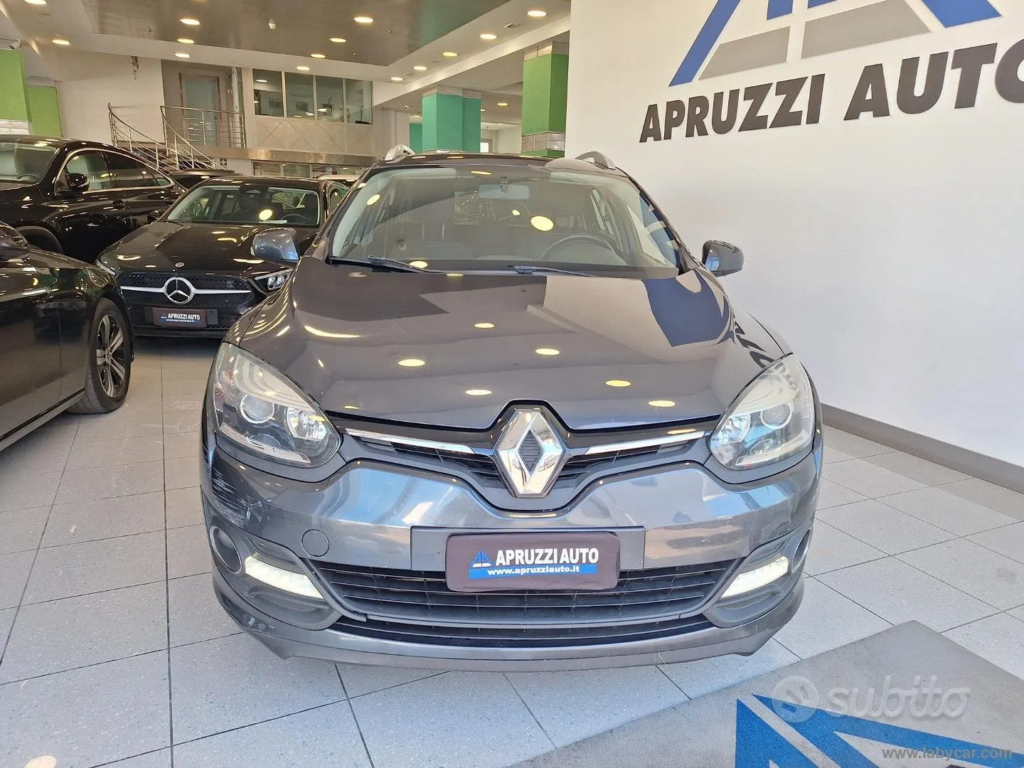 Renault Megane 2014 photo 2