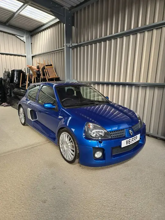 Renault Clio 2003 photo 2
