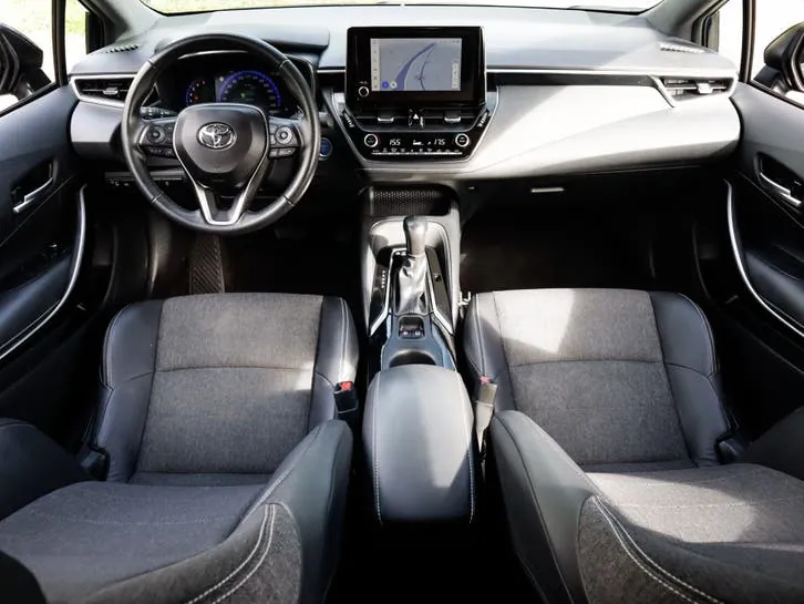 Toyota Corolla 2023 photo 3