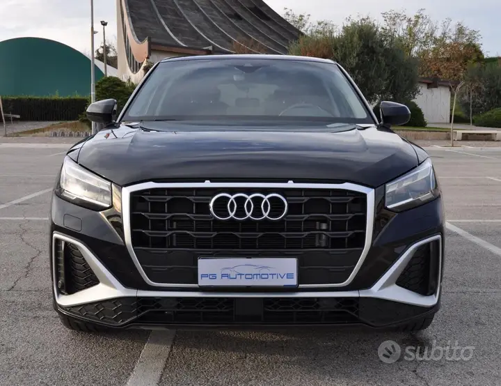 Audi Q2 2023 photo 2