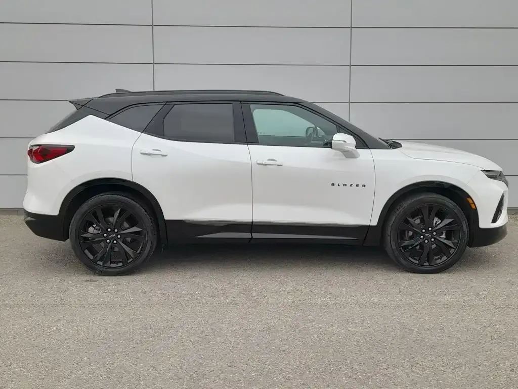 Chevrolet Blazer 2022 photo 4