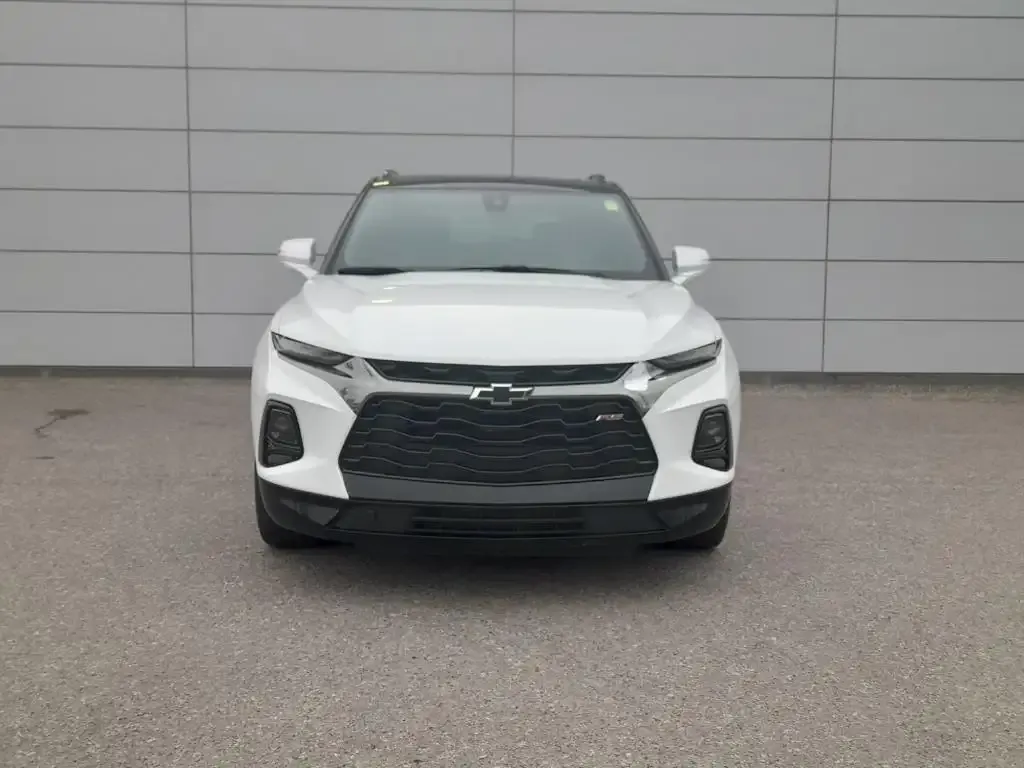 Chevrolet Blazer 2022 photo 2