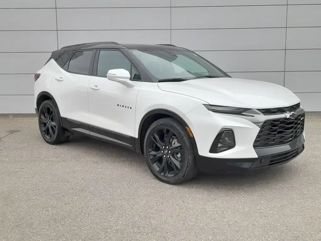 Chevrolet Blazer 2022 photo 3