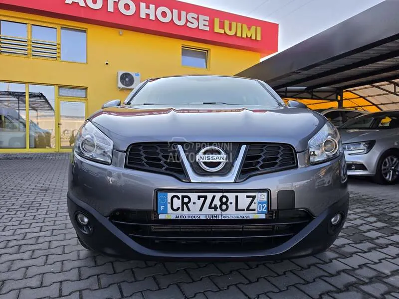 Nissan Qashqai 2012 photo 2