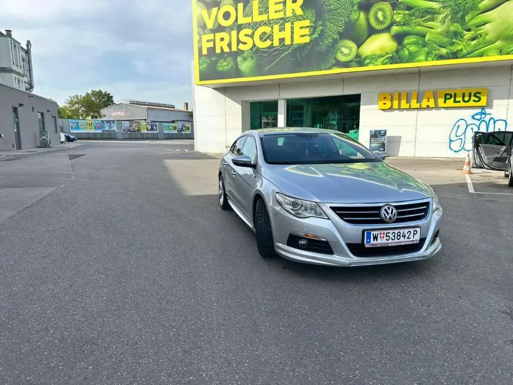 Volkswagen Passat Cc 2010 photo 2