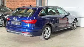 Audi A4 2021 photo 2