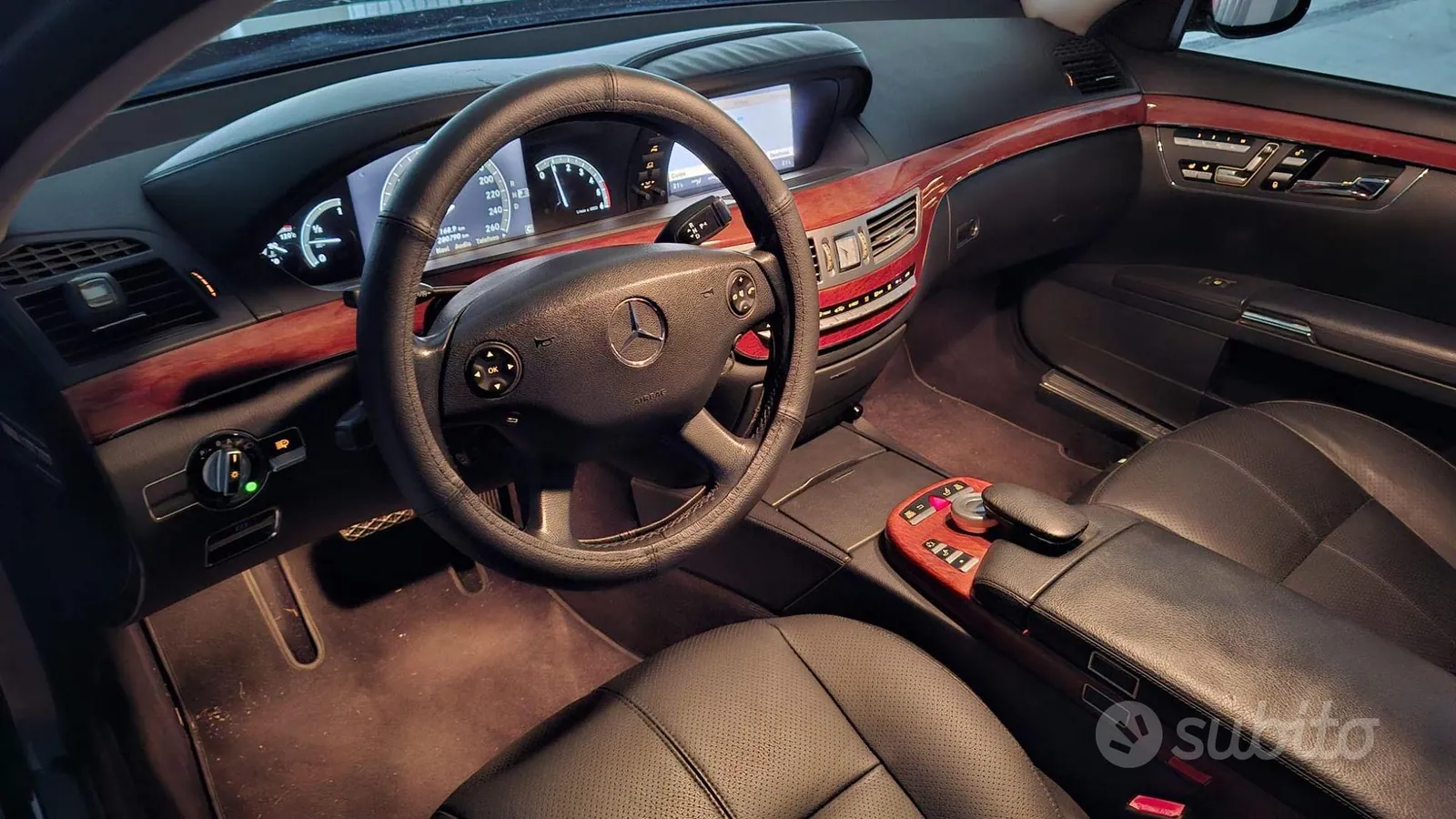 Mercedes-Benz S320 2006 photo 4
