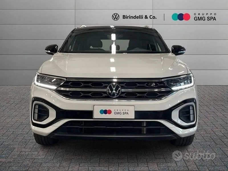 Volkswagen T-Roc 2023 photo 2