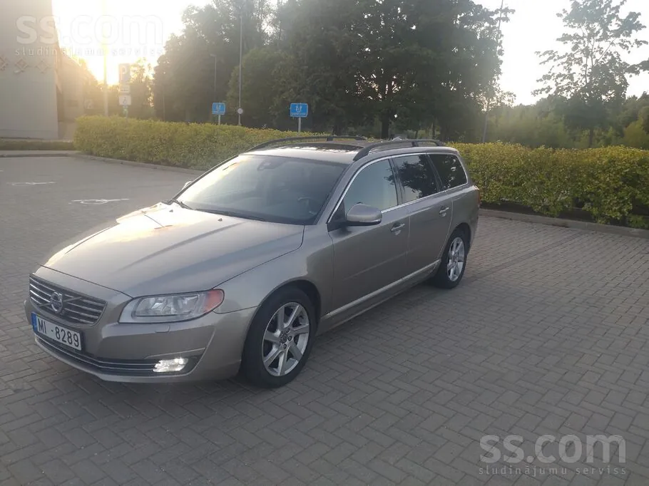 Volvo V70 2014 photo 2