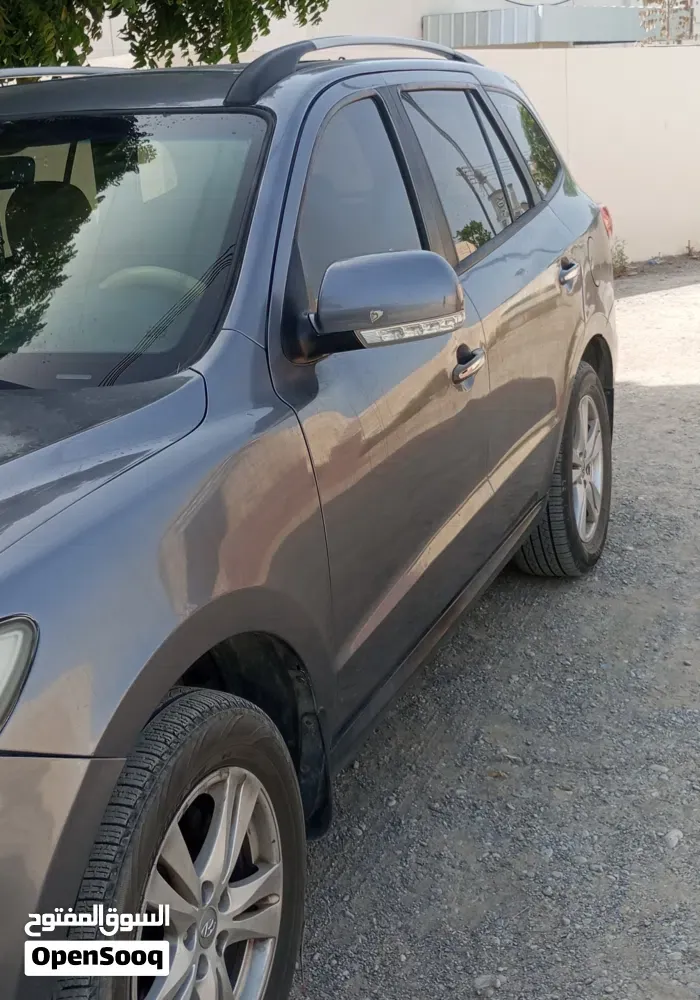 Hyundai Santa Fe 2012 photo 4