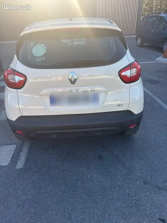Renault Captur 2016 photo 2