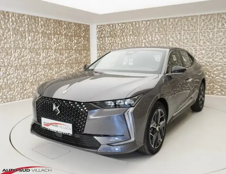 DS Automobiles Ds 4 photo 2