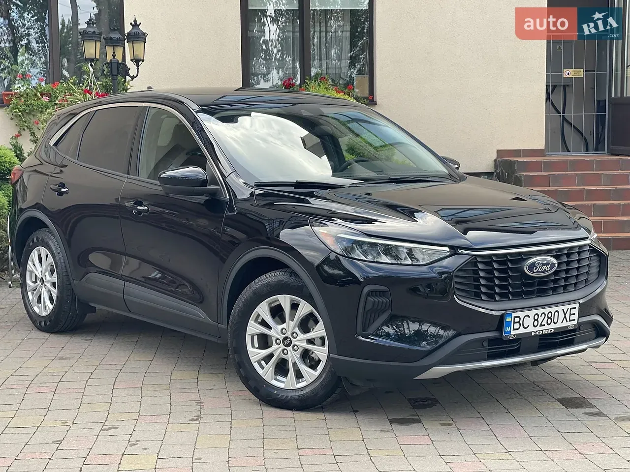 Ford Escape 2023 photo 2