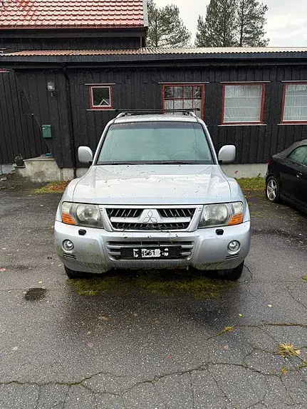 Mitsubishi Pajero 2005 photo 3