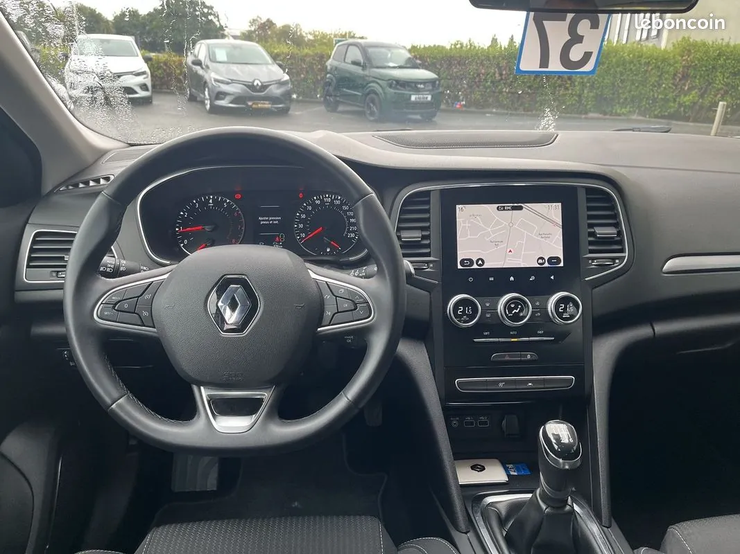 Renault Megane 2022 photo 5