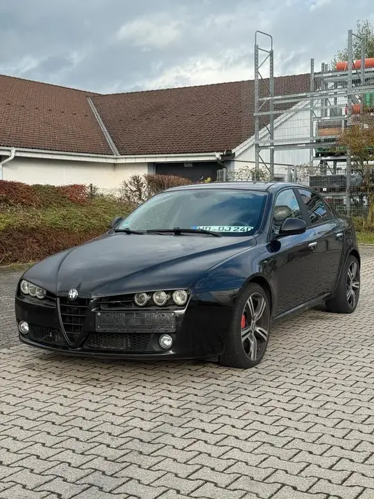 Alfa Romeo 159